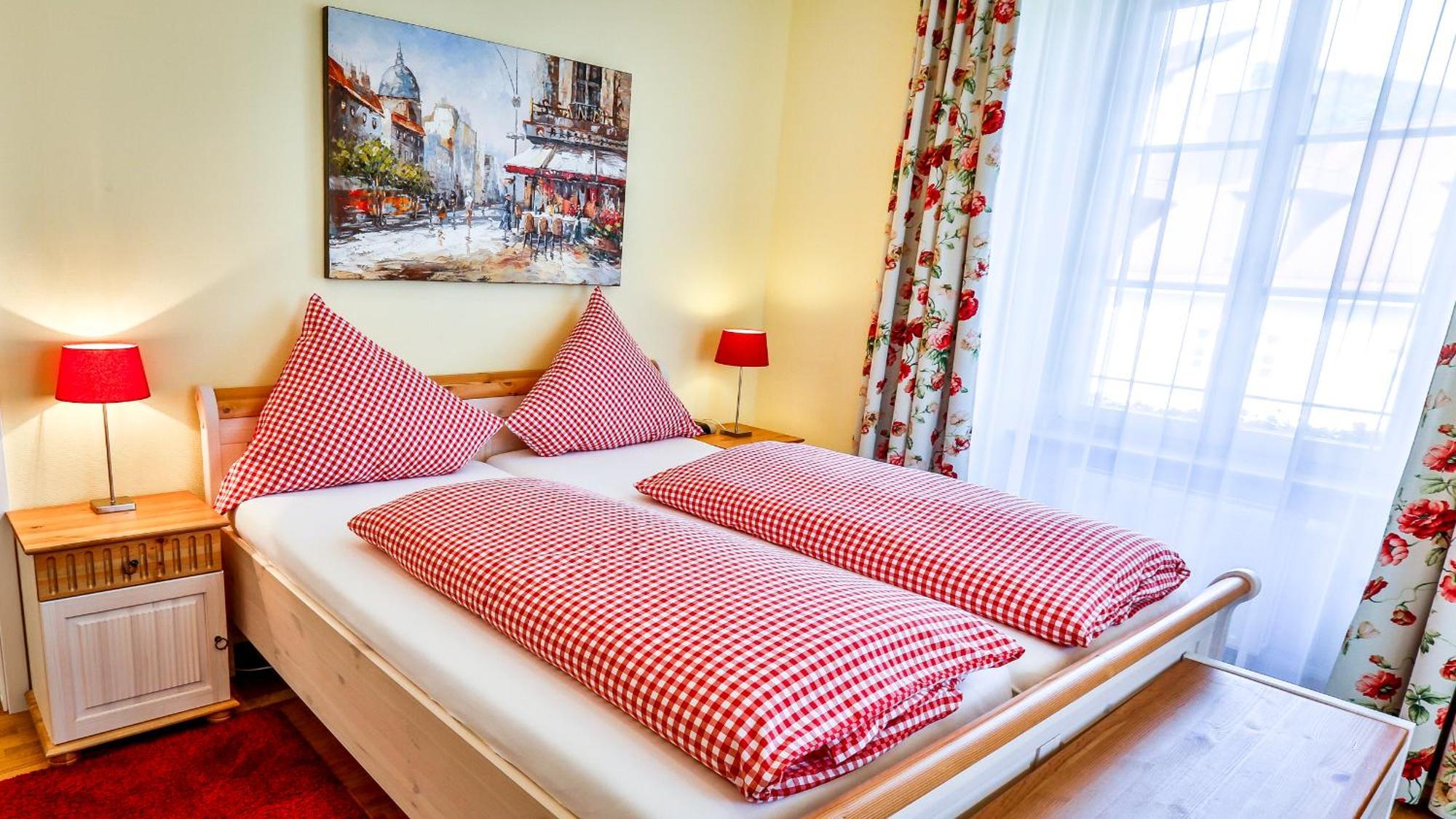 Hotel Zum Goldenen Loewen Baden-Baden Cameră foto