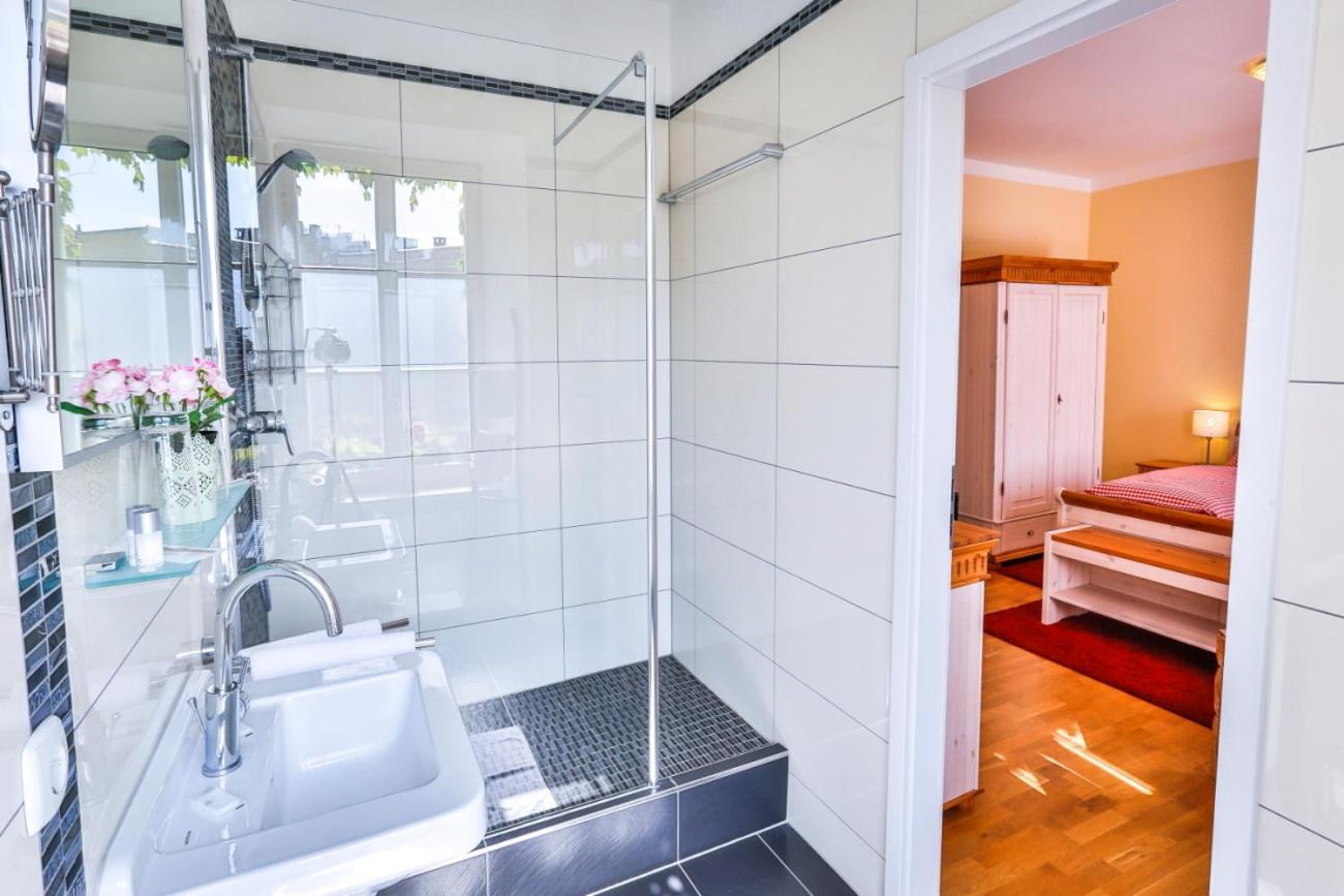 Hotel Zum Goldenen Loewen Baden-Baden Cameră foto